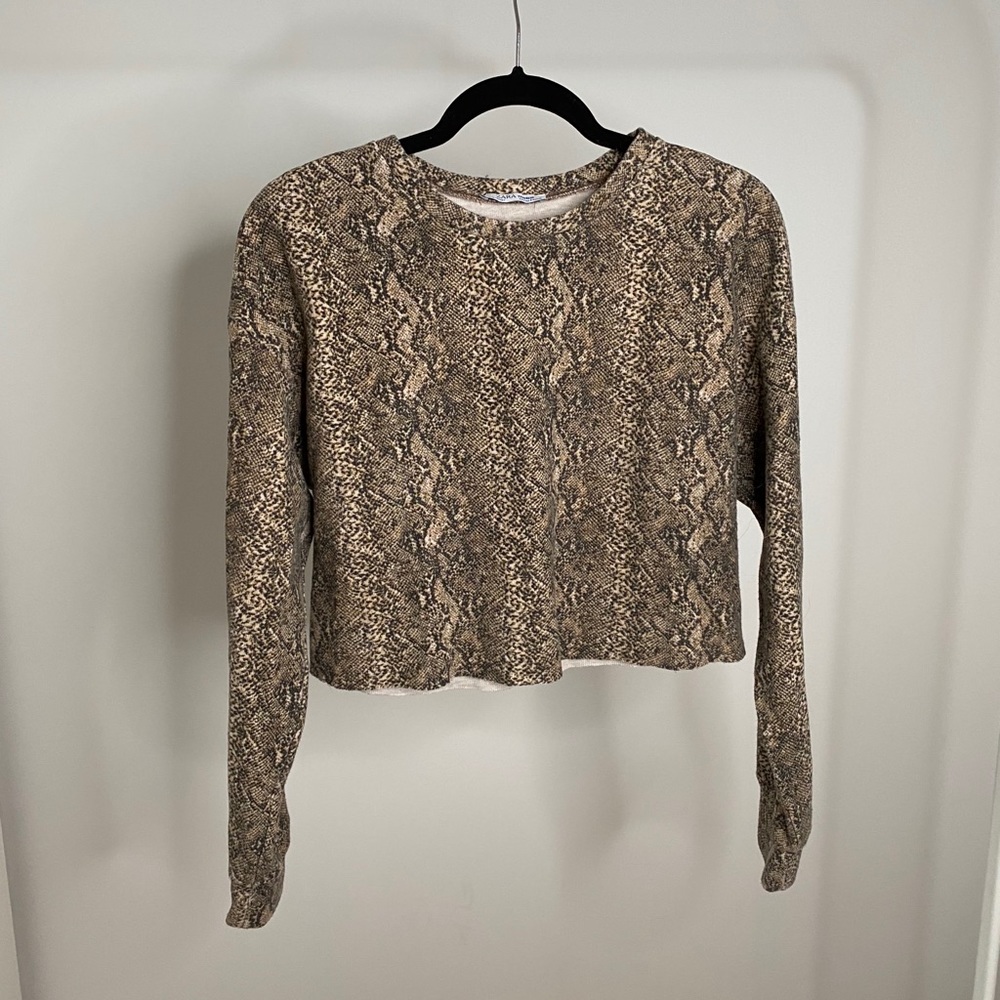 Cropped snake print sweater